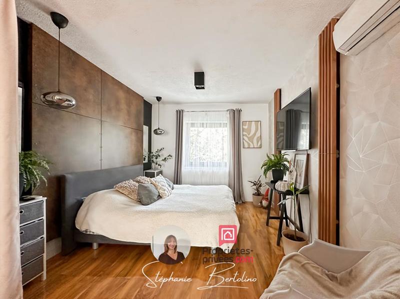 Maison - 163 m² - 6 pièces