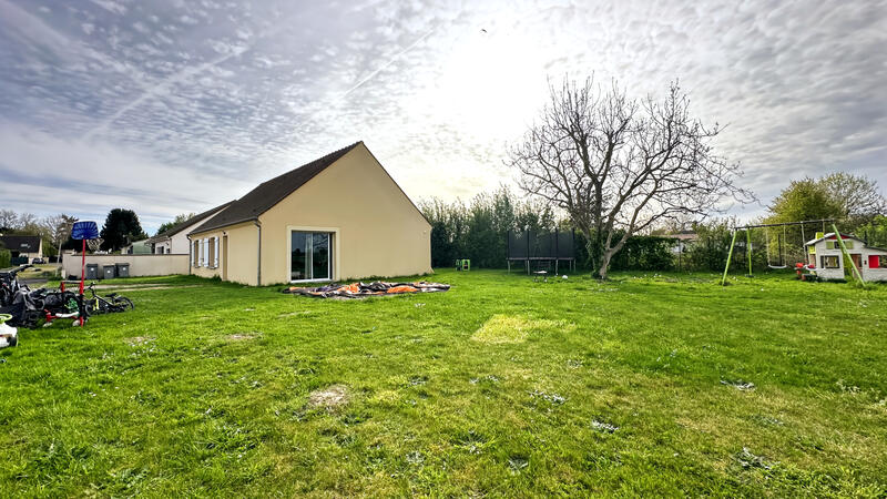 Maison - 102 m² - 5 pièces