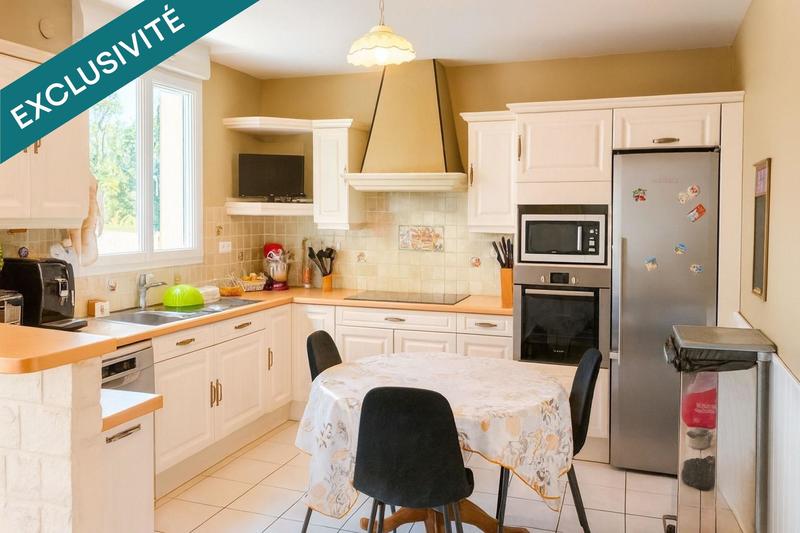 Maison - 263 m² - 9 pièces