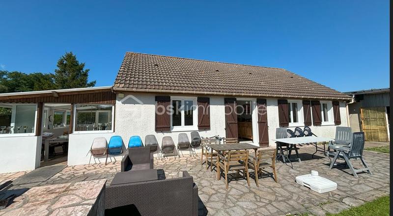 Maison traditionnelle - 105 m² - 4 pièces