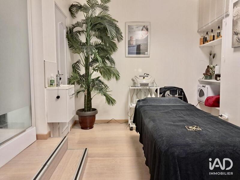 Local commercial - 87 m²