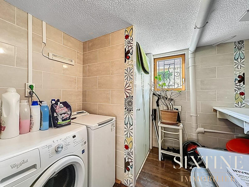 Maison - 137 m² - 1 pièce