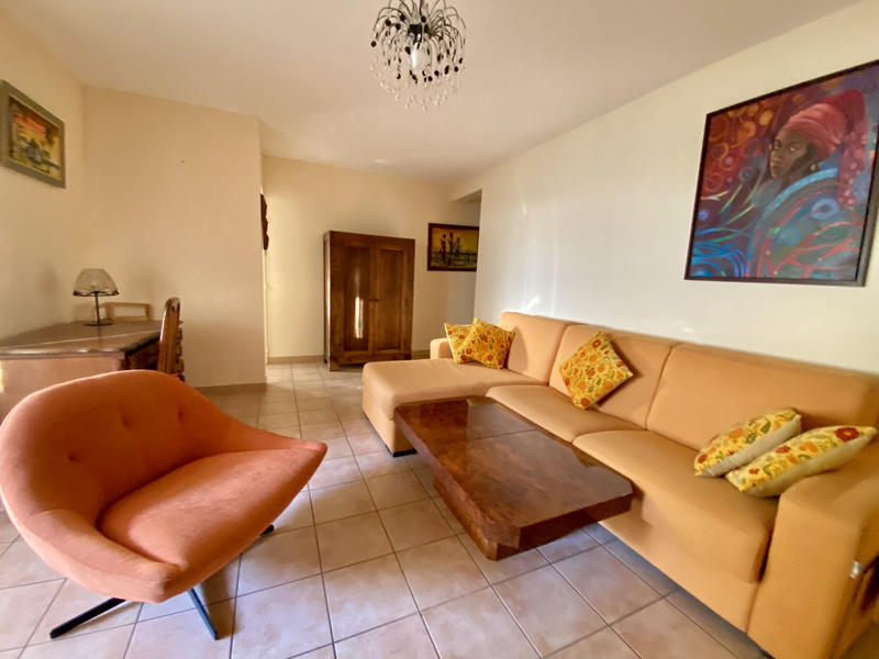 Appartement - 72 m² - 3 pièces