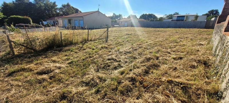 Terrain constructible - 780 m²