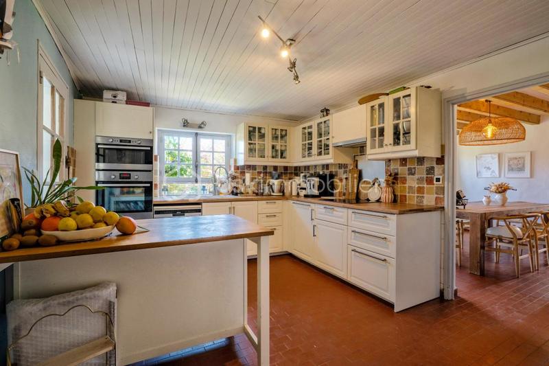 Maison - 168 m² - 6 pièces