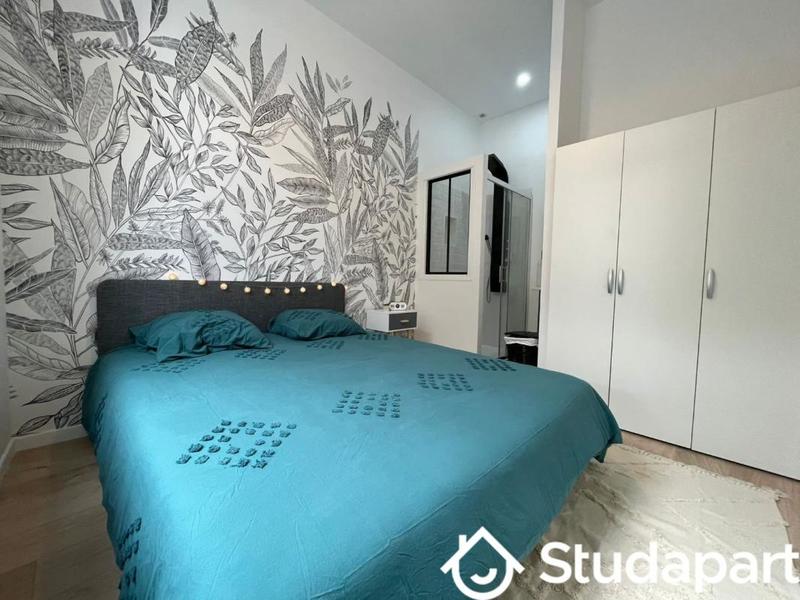 Chambre - 13 m² - 1 pièce