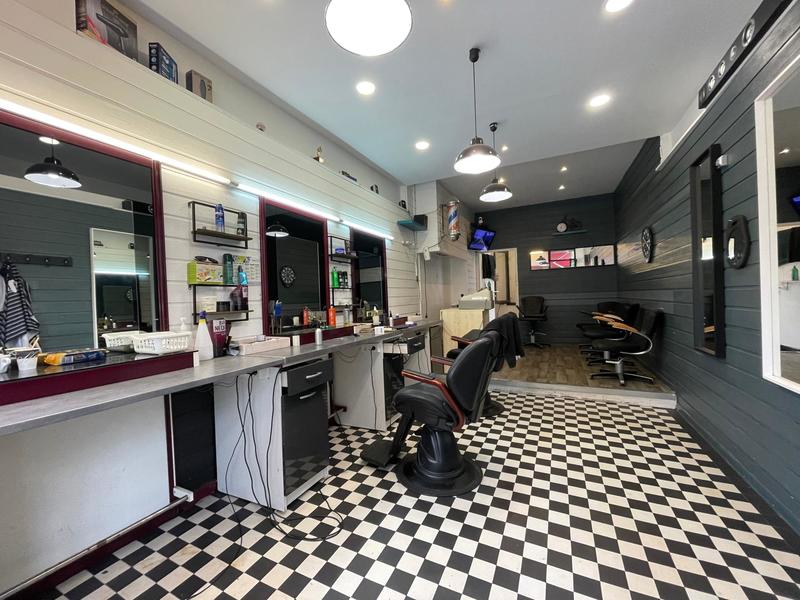 Local commercial - 30 m² - 1 pièce