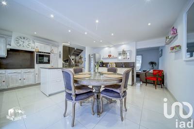 Maison - 130 m² - 7 pièces