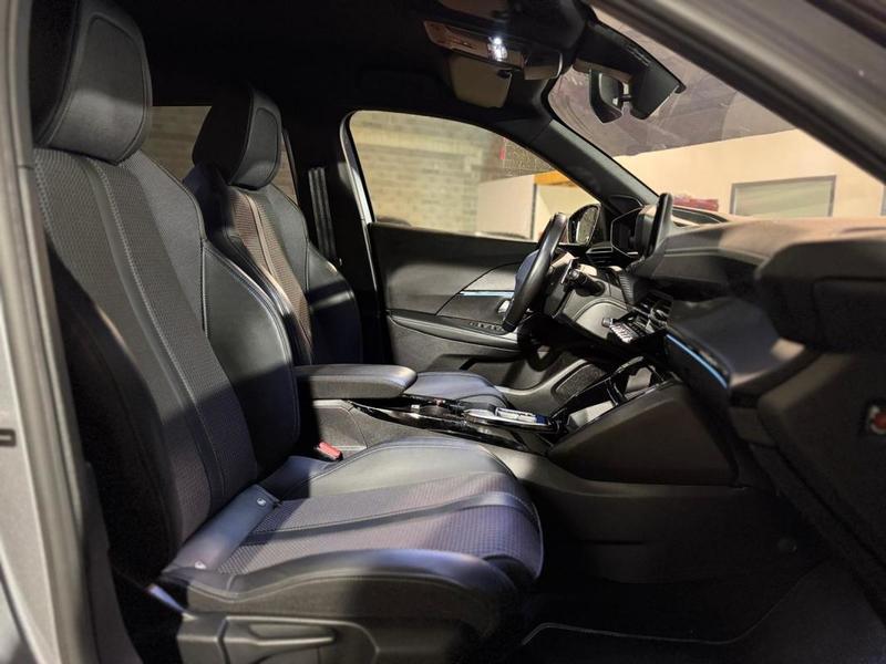 Peugeot 2008 II Gt 1.5 BlueHDi Eat8 130ch Sièges chauffants, Caméra de recul, Apple CarPlay