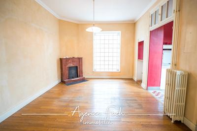 Maison - 245 m² - 10 pièces