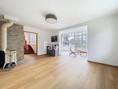 Maison - 148 m² - 8 pièces