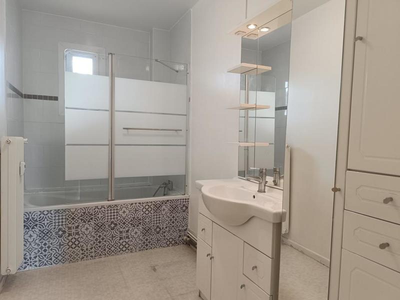 Appartement - 95 m² - 5 pièces