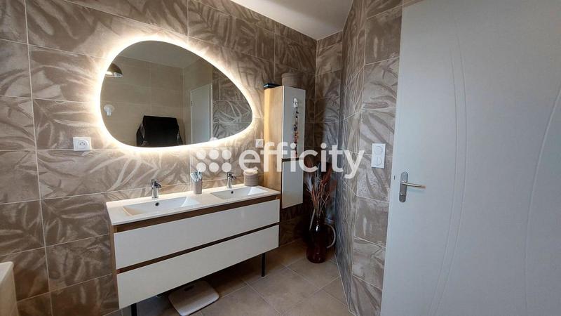 Maison - 135 m² - 5 pièces