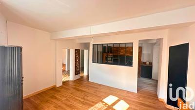 Maison - 394 m² - 14 pièces