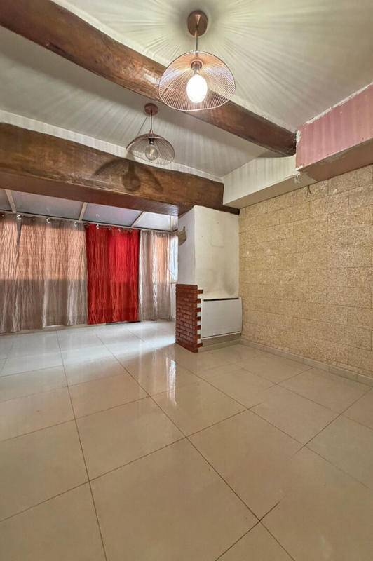 Maison - 211 m² - 8 pièces