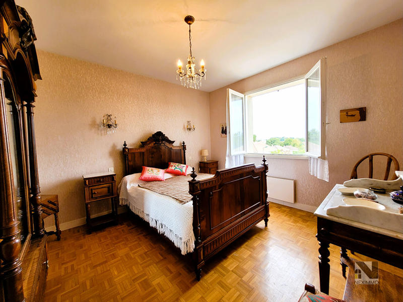 Maison - 93 m² - 5 pièces