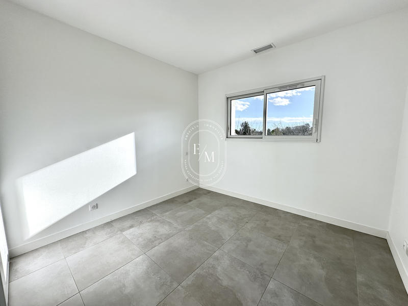 Maison - 123 m² - 4 pièces