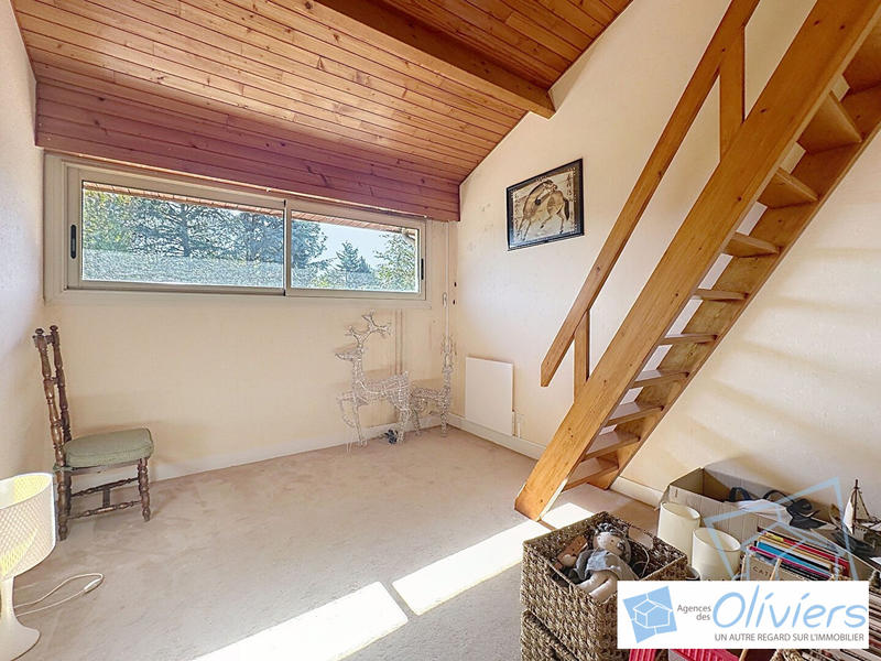 Maison contemporaine - 310 m² - 11 pièces