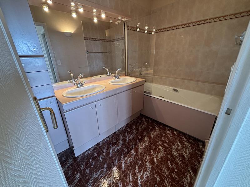 Appartement - 73 m² - 3 pièces