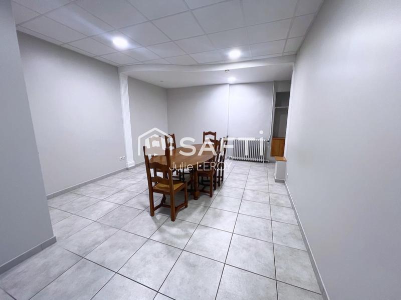 Maison - 202 m² - 8 pièces