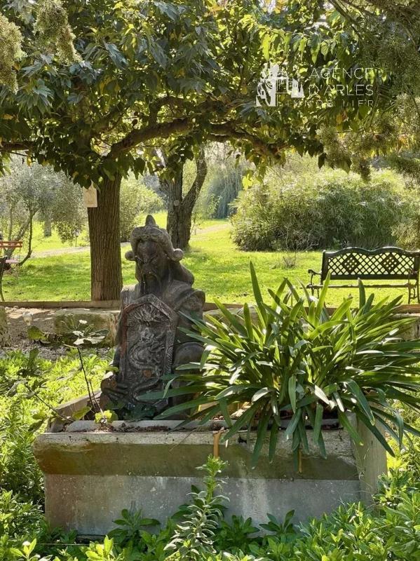 Propriété - 435 m² - 15 pièces