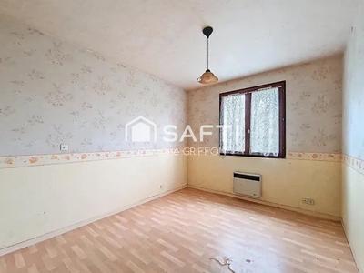 Maison - 106 m² - 5 pièces