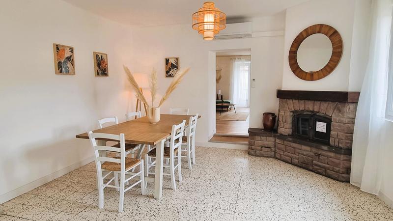 Maison - 162 m² - 8 pièces