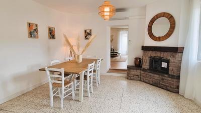 Maison - 162 m² - 8 pièces