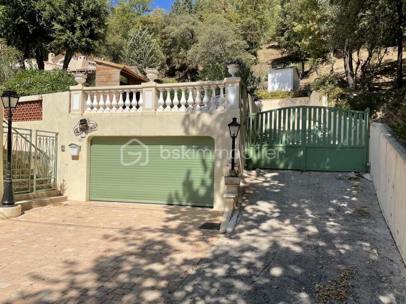 Villa - 80 m² - 4 pièces