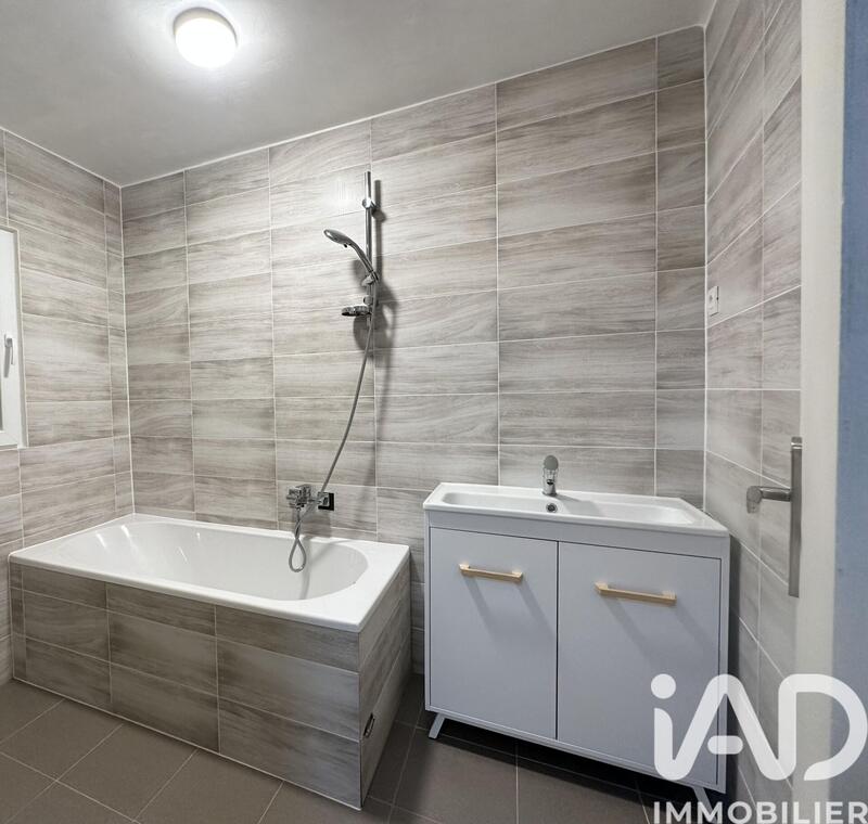 Maison de ville - 142 m² - 5 pièces