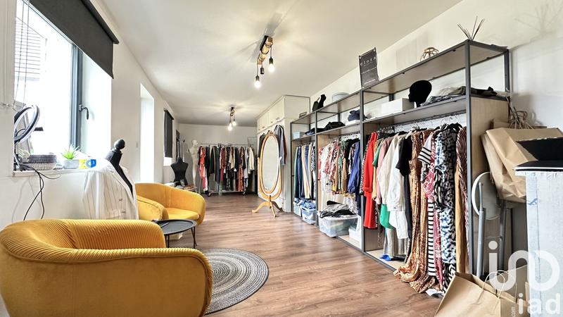 Maison - 437 m² - 5 pièces