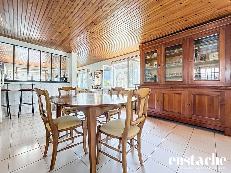 Maison ancienne - 207 m² - 6 pièces