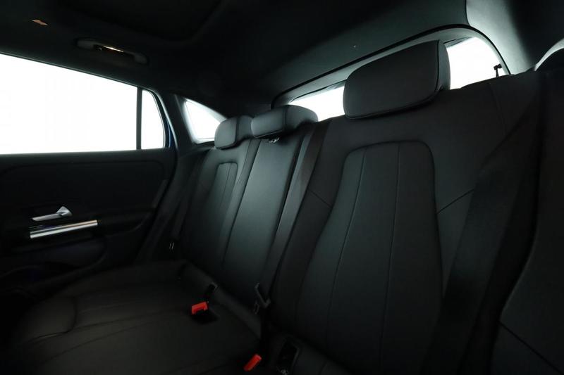 Mercedes Gla 200 Progressive Line 7g-Dct 163 ch