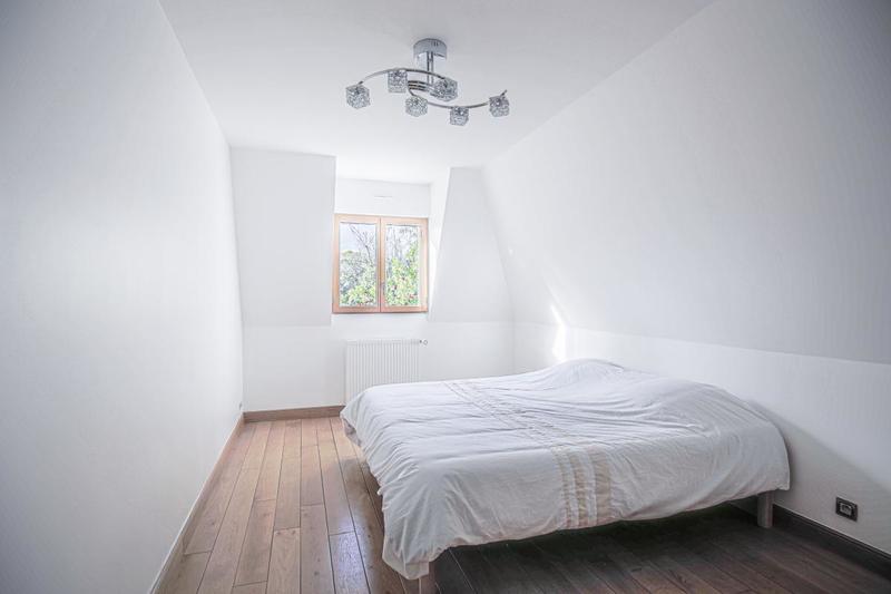 Villa - 192 m² - 6 pièces