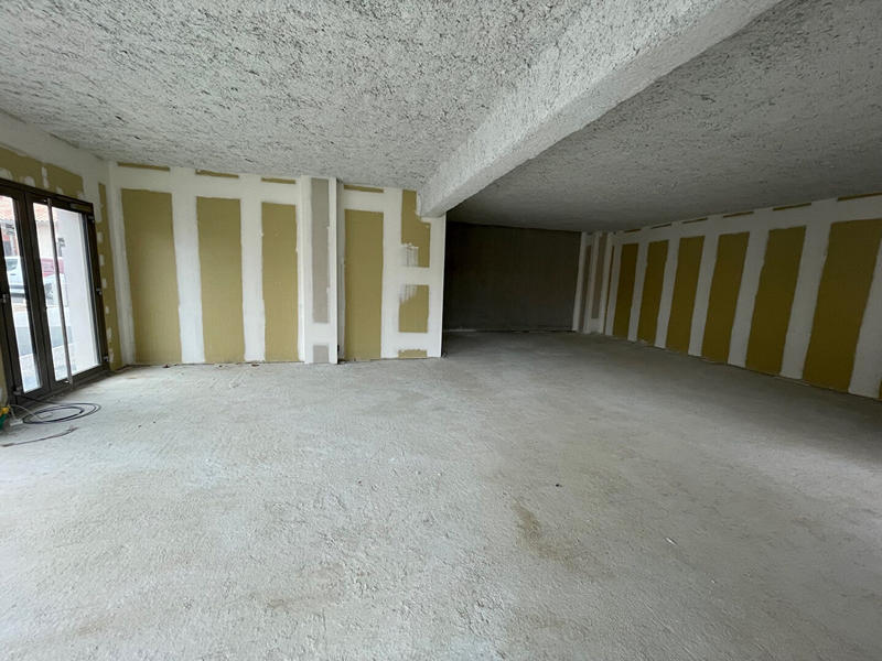 Local commercial - 93 m²