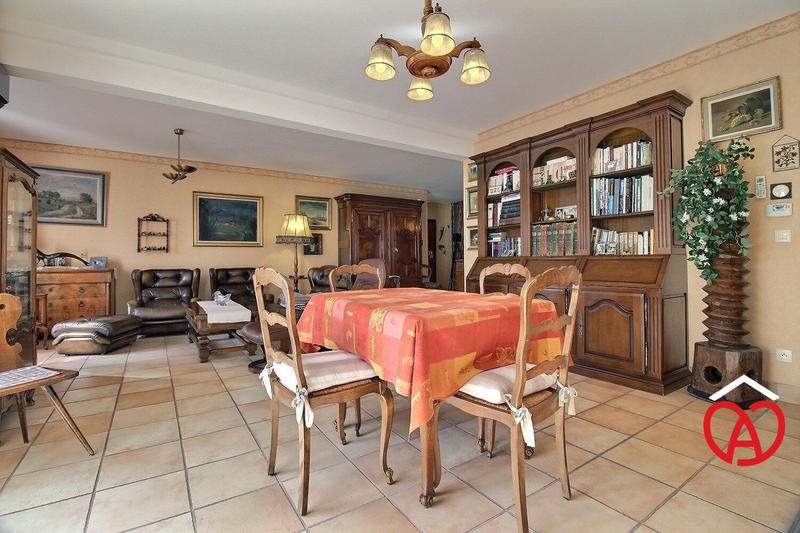 Appartement - 106 m² - 3 pièces