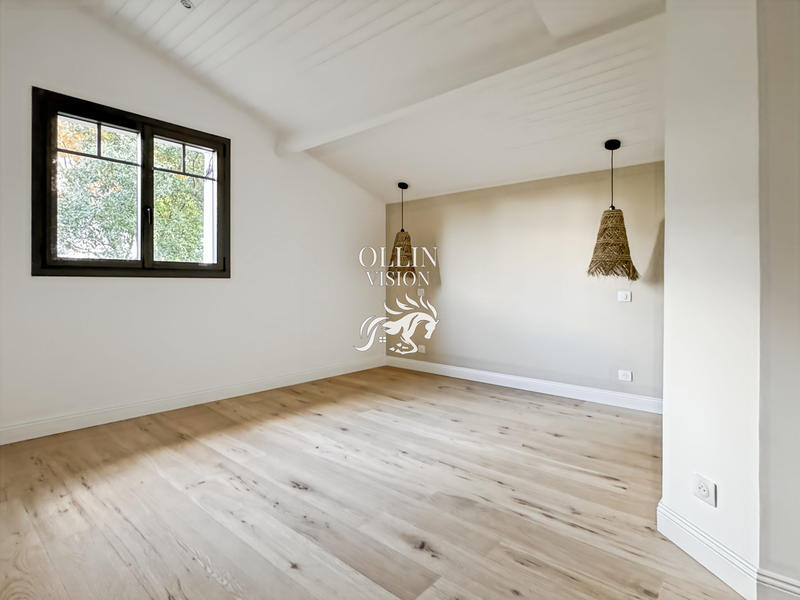 Villa - 190 m² - 6 pièces