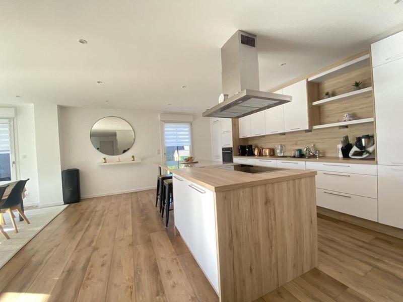 Maison - 90 m² - 5 pièces