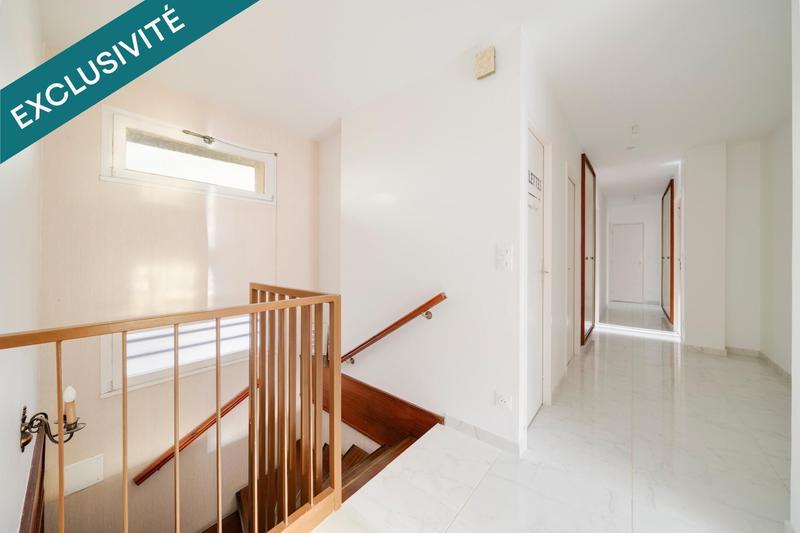 Maison - 151 m² - 7 pièces