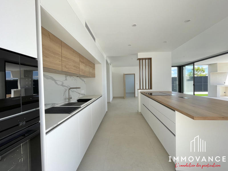 Maison contemporaine - 174 m² - 7 pièces