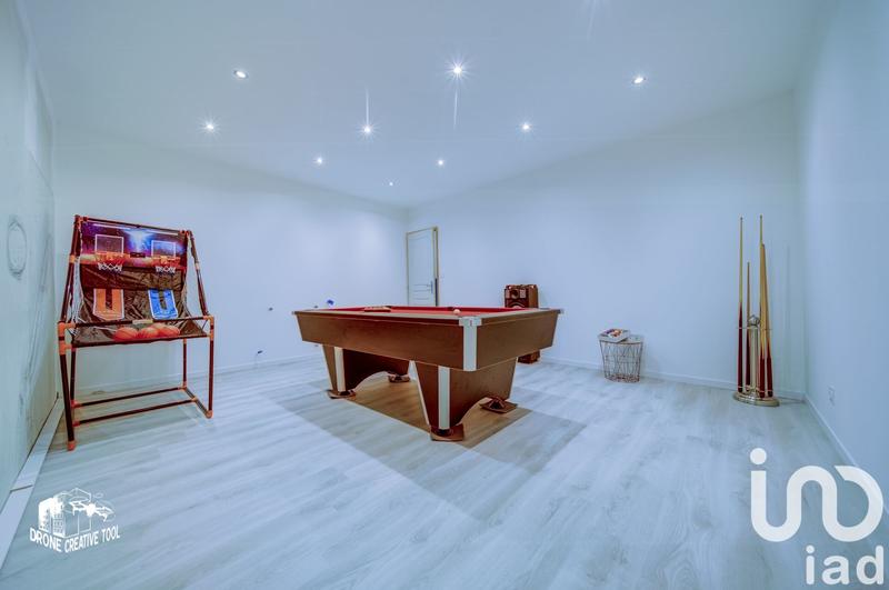 Maison de village - 224 m² - 8 pièces