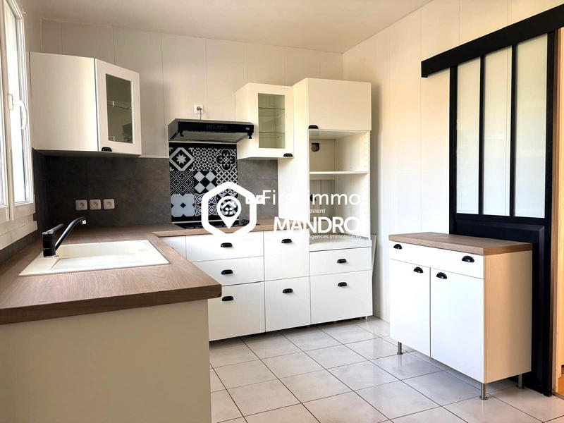 Appartement - 84 m² - 3 pièces