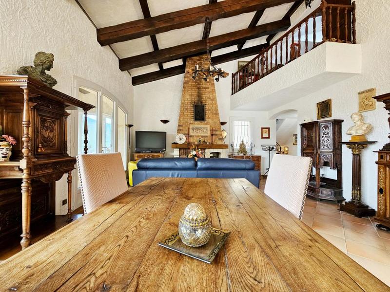 Maison - 165 m² - 4 pièces