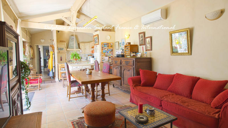 Maison - 435 m² - 13 pièces