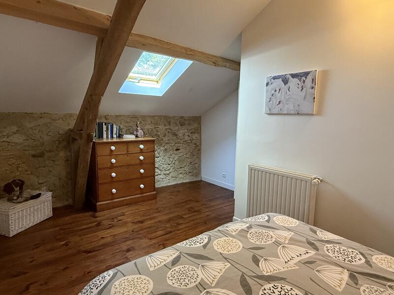 Maison - 305 m² - 9 pièces