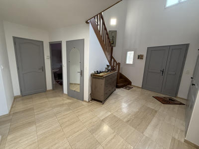 Maison - 185 m² - 7 pièces