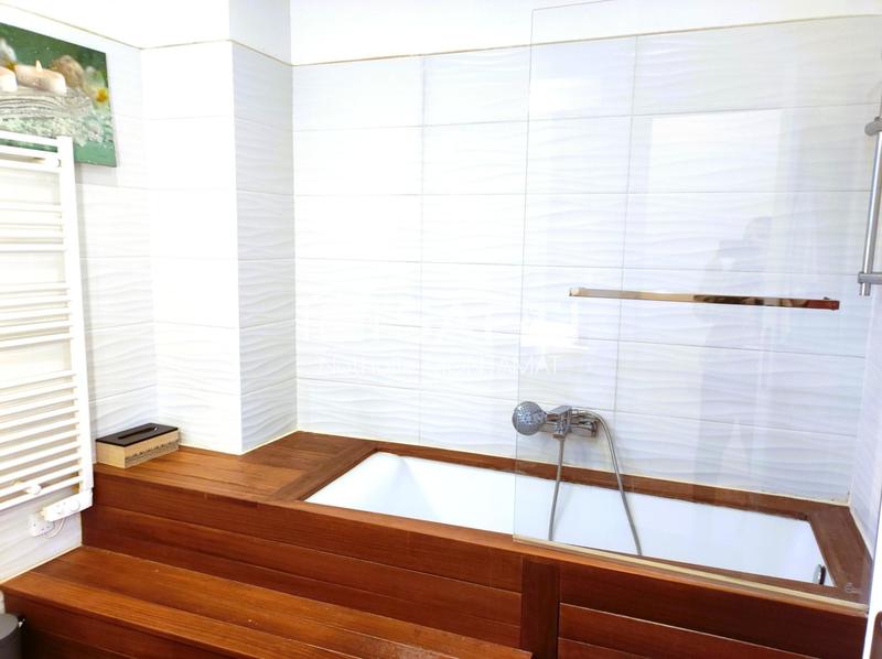 Loft - 125 m² - 4 pièces