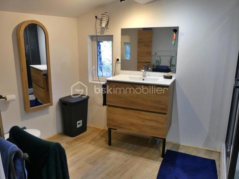 Maison de village - 90 m² - 3 pièces