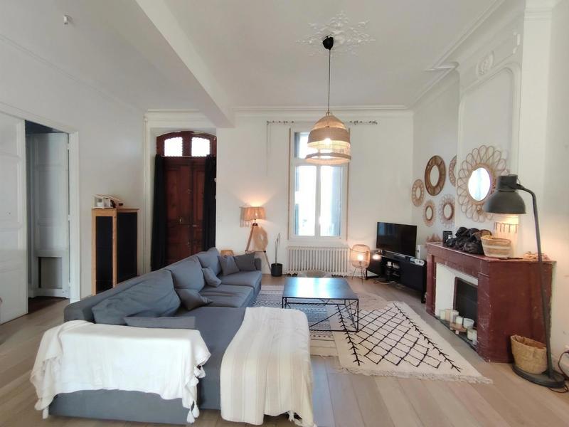 Maison ancienne - 229 m² - 10 pièces