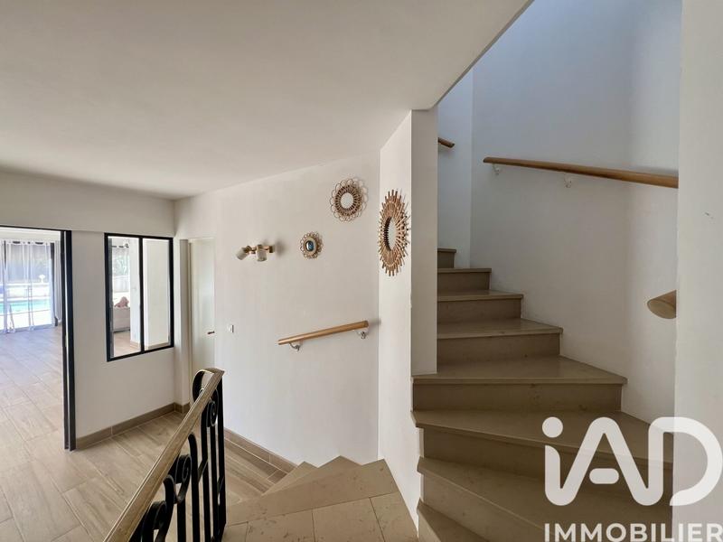 Maison - 162 m² - 9 pièces